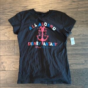 NWT Disney Cruise Line Women’s Fit Tee Sz L